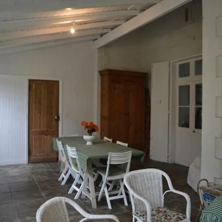 House - 6 Pers, 90 M2, 4/3 וילה